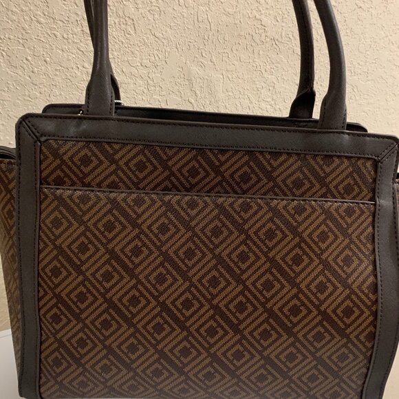 Liz Claiborne Brown Tote, Brown Monogram Bag, NWT, LC Tuxedo Tote Holiday Gift - Picture 6 of 15